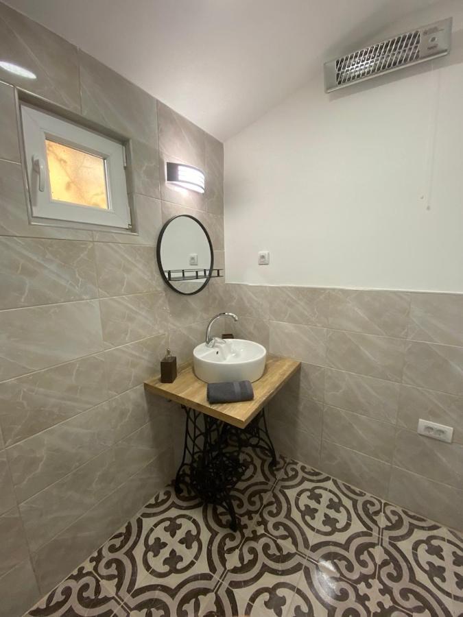 Julia Apartman Pacir Εξωτερικό φωτογραφία