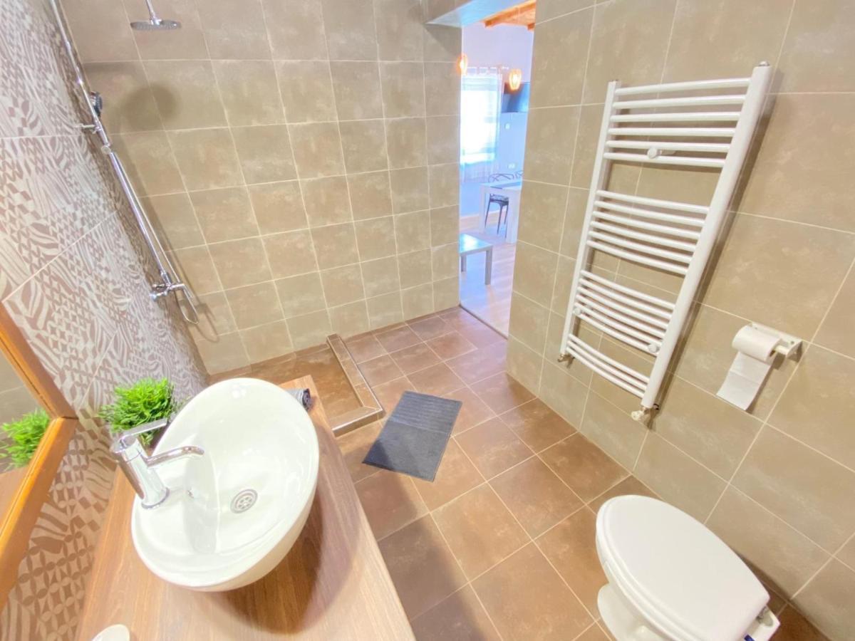 Julia Apartman Pacir Εξωτερικό φωτογραφία